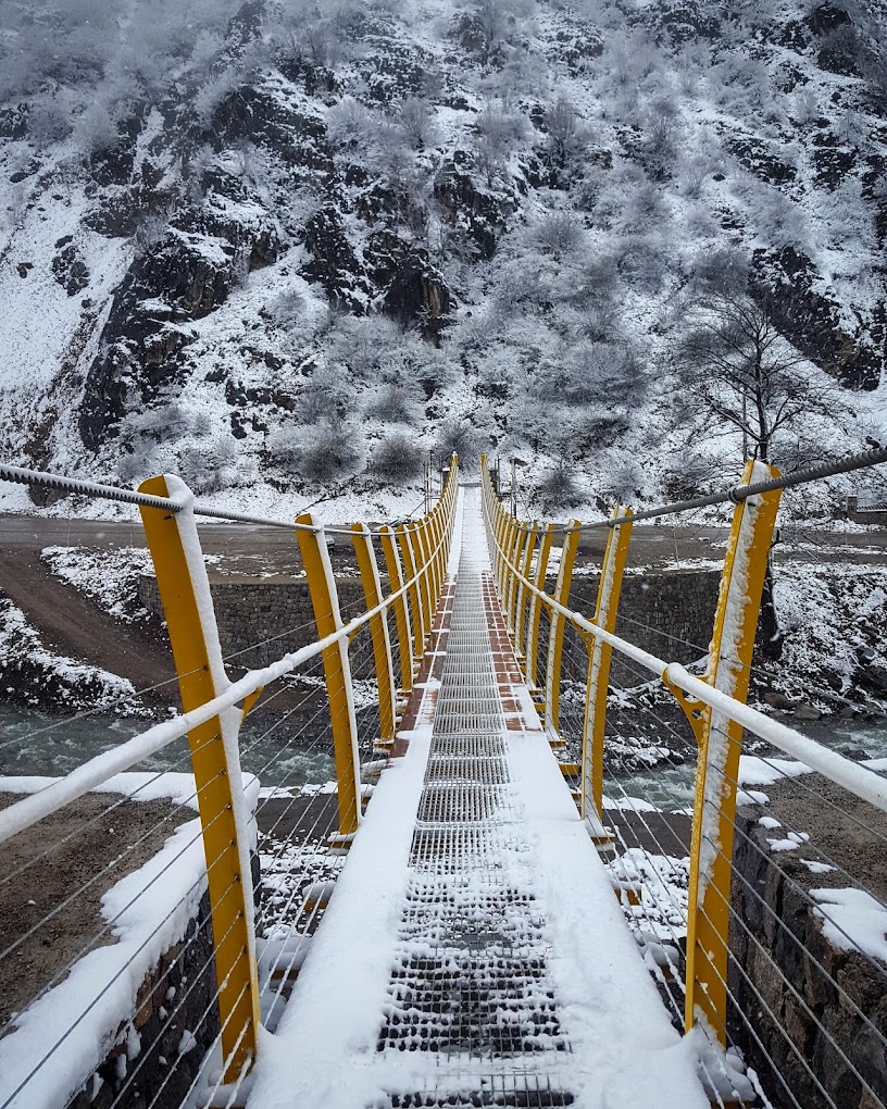 تصور طول پل در زمستان